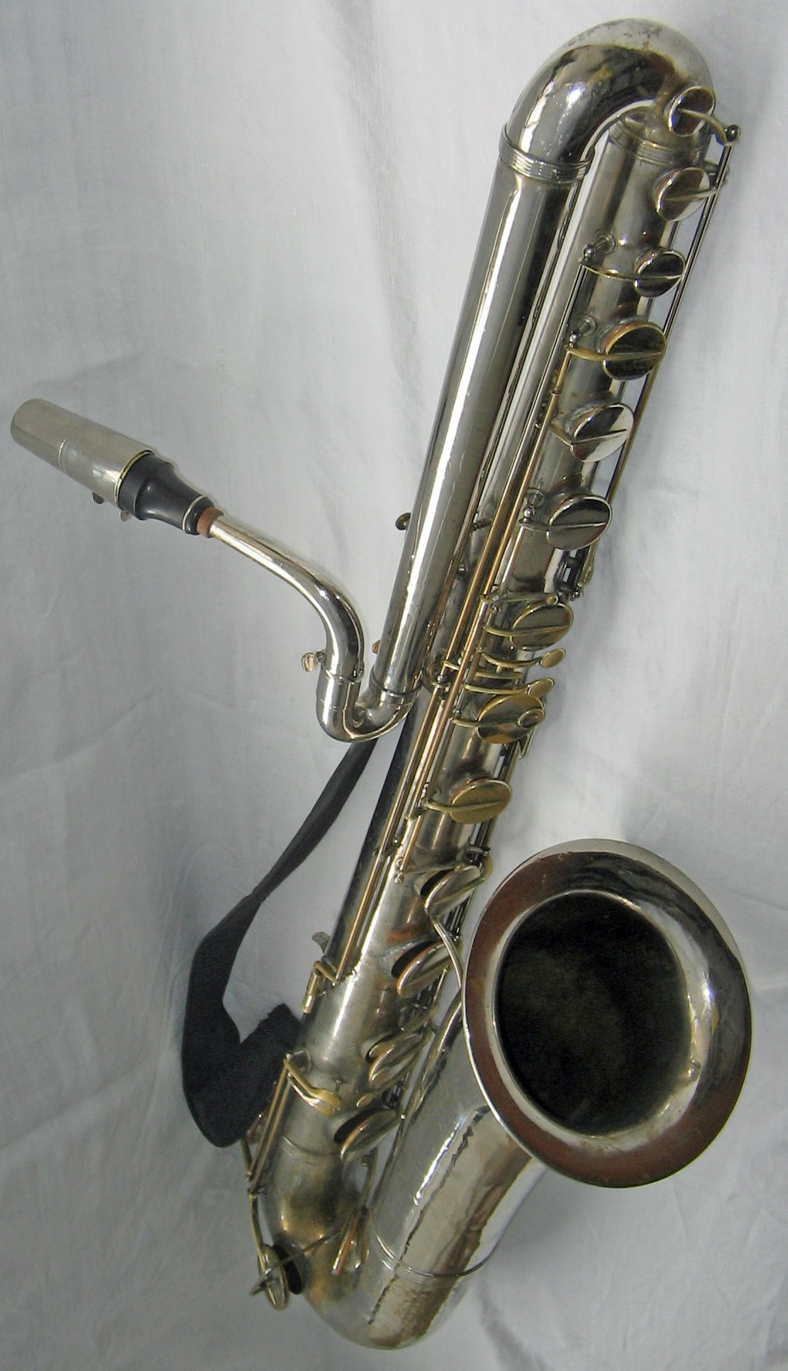 Saxofono basso